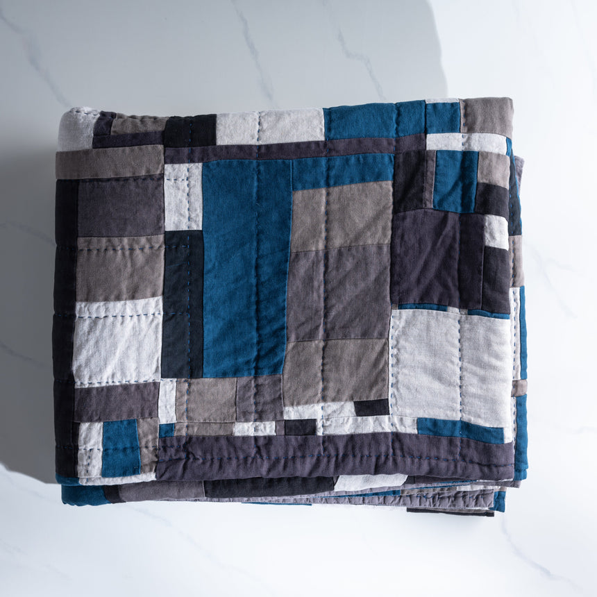 Adriana Moreno - Handmade Quilt, 2020 Quilt Day in the Life Gallery