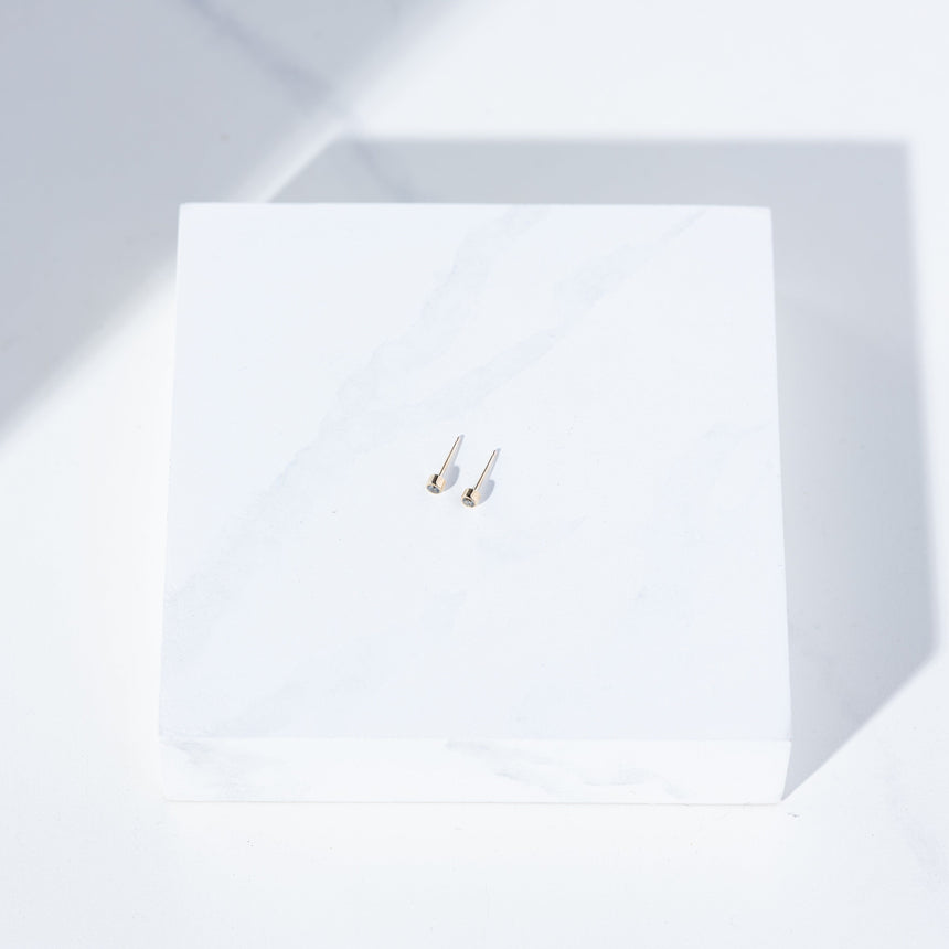 Alice Son - Sapphire Millgrain Studs (2.5mm Blue Sapphires) Earrings Day in the Life Gallery
