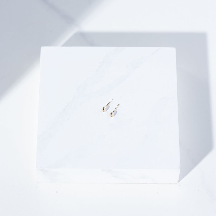 Alice Son - Sapphire Millgrain Studs (2.5mm Green Sapphires) Earrings Day in the Life Gallery