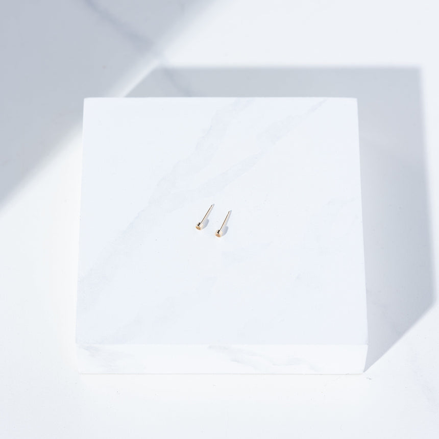 Alice Son - Sapphire Millgrain Studs (2mm Yellow Sapphires) Earrings Day in the Life Gallery