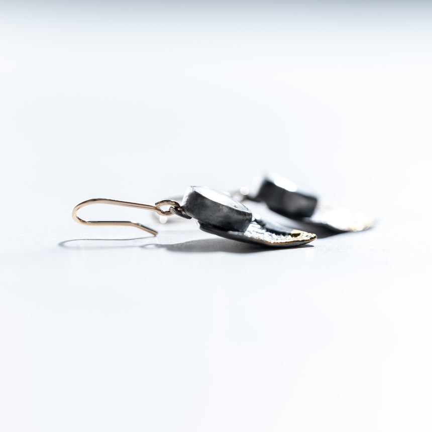 Ashley May - Button Pearl Keum-Boo Earrings Earring Day in the Life Gallery