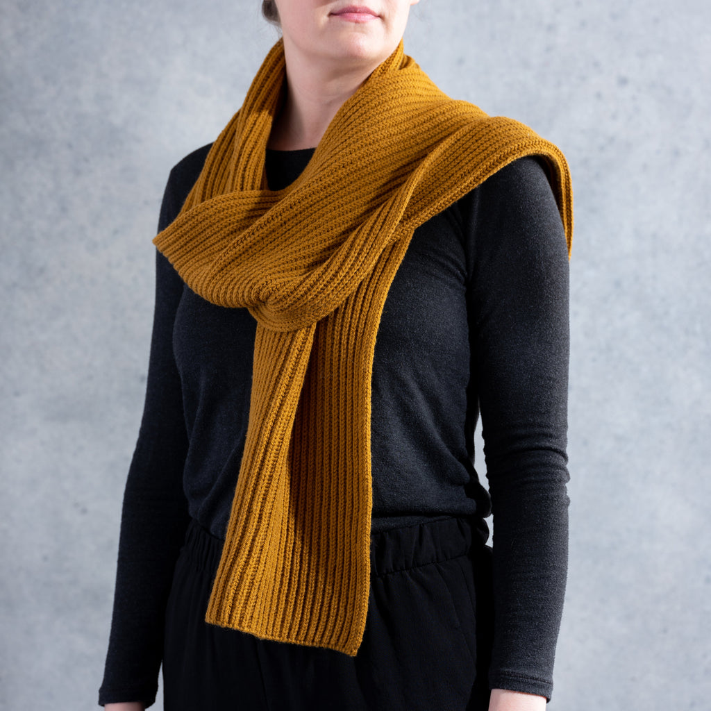 sleeve KNIT scarf | NKNIT