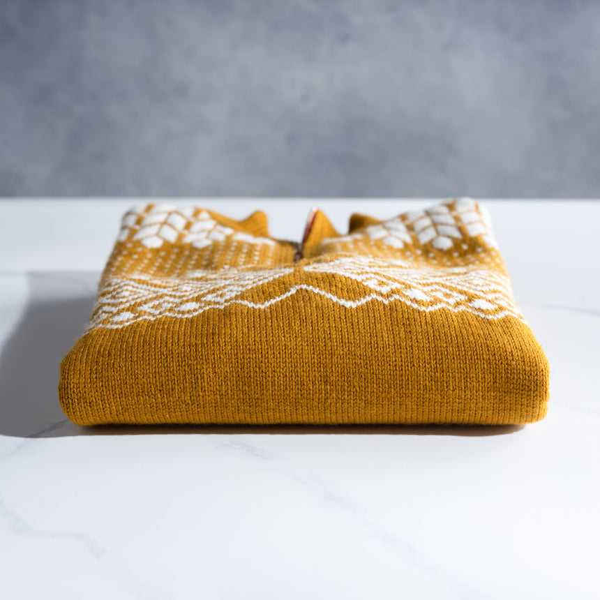 Boann Petersen - Handknit Sweater Sweater Day in the Life Gallery