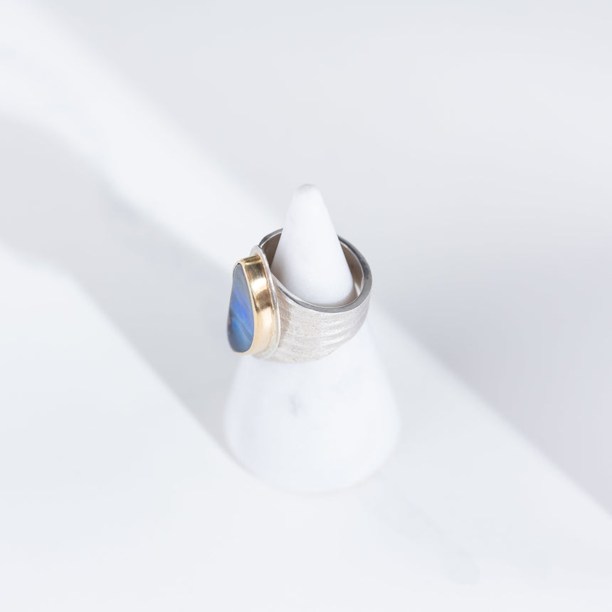 Marie-Hélène Rake - Opal Ring Ring Day in the Life Gallery