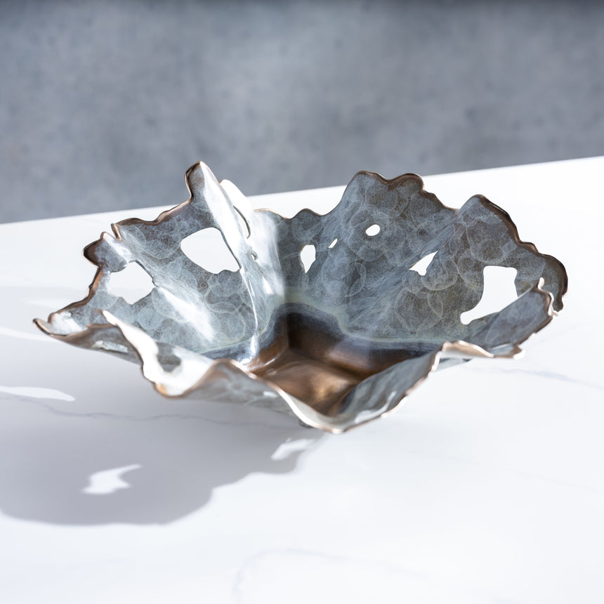 Mike Sluder - "High Style" Bronze Vessel Day in the Life Gallery