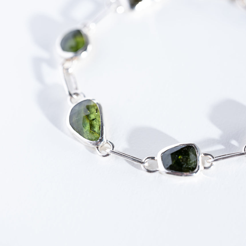 Sara Thompson - Green Tourmaline Bracelet Bracelet Day in the Life Gallery