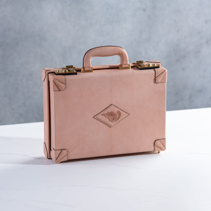 Takeshi Yonezawa - Attaché Bag Day in the Life Gallery