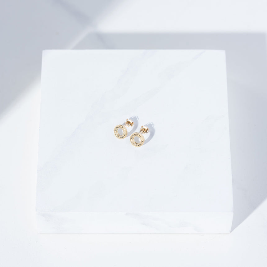 Alice Son - Gold Studs Earrings Day in the Life Gallery 