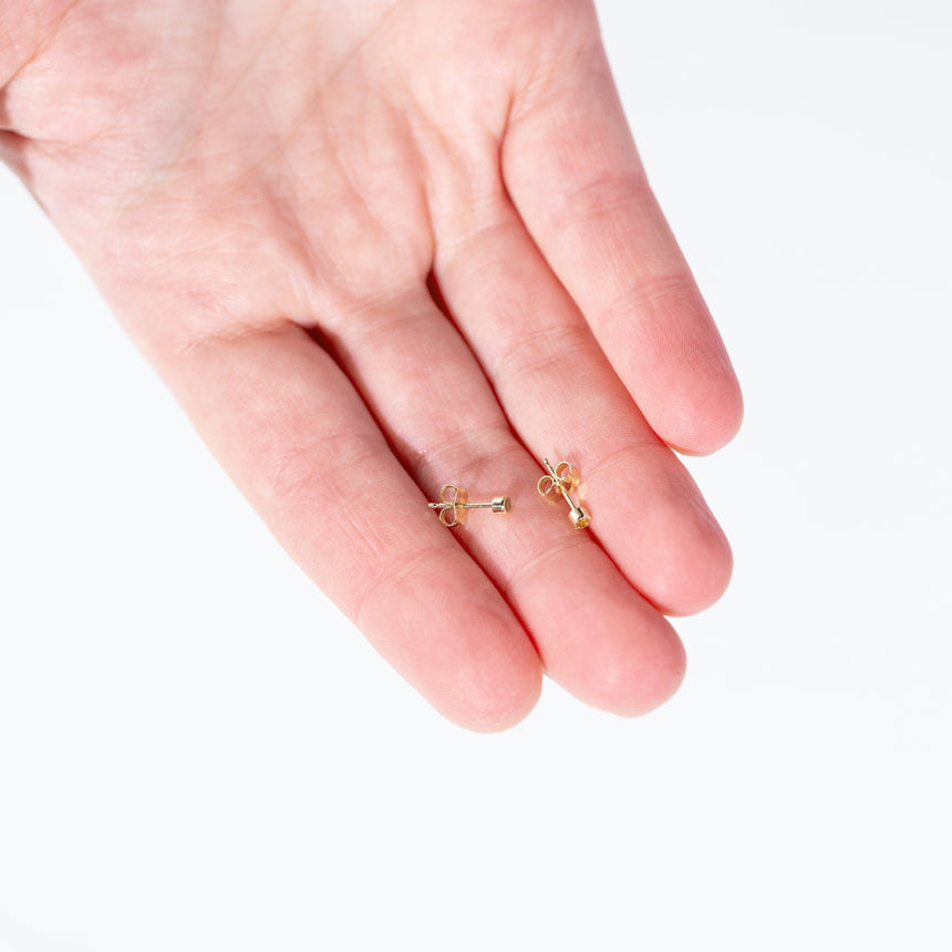 Alice Son - Sapphire Millgrain Studs (2mm Yellow Sapphires) Earrings Day in the Life Gallery 