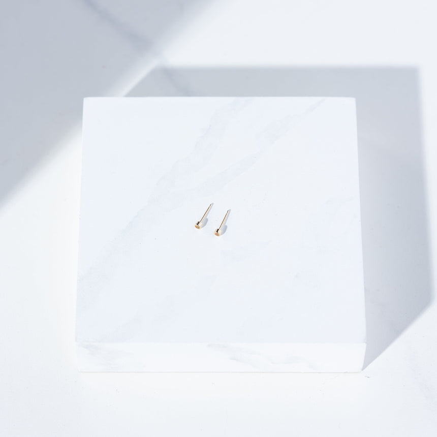 Alice Son - Sapphire Millgrain Studs (2mm Yellow Sapphires) Earrings Day in the Life Gallery 