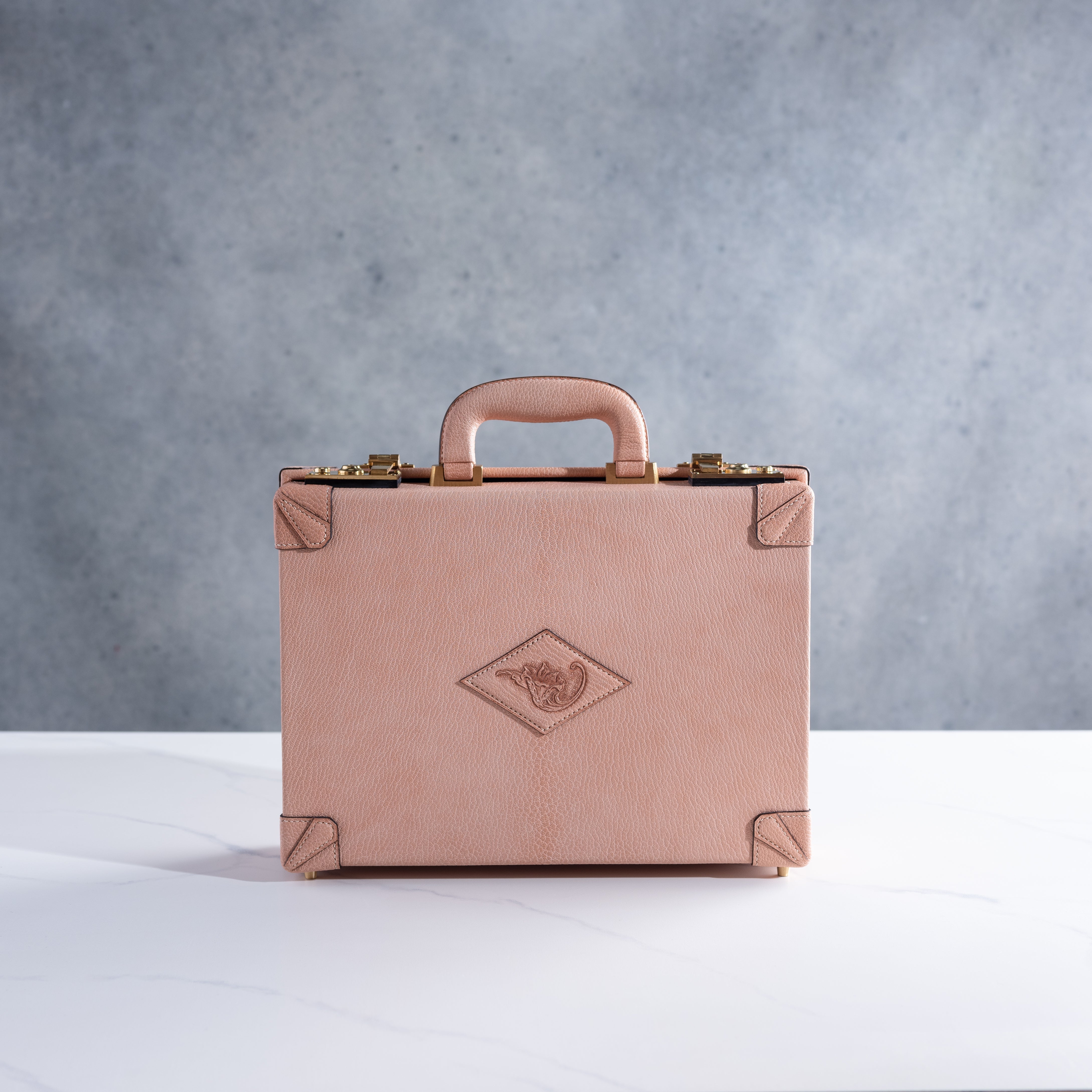 Japanese handmade horse leather back three-purpose bag Made