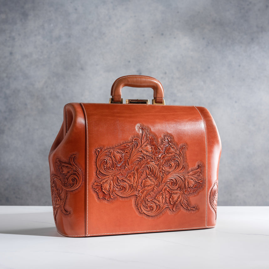 Takeshi Yonezawa - Hand-tooled Leather Bag Bag Day in the Life Gallery 